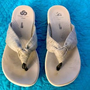 Clarks cloud steppers